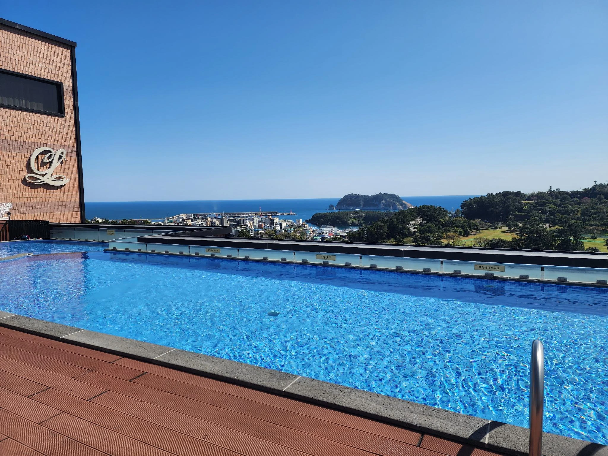 Casaloma Hotel 指定物業頁 Rooftop Pool 真實照片
