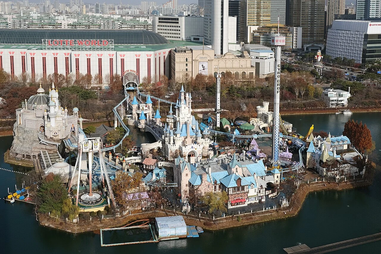 樂天世界 Adventure 園區與蠶室周邊建築