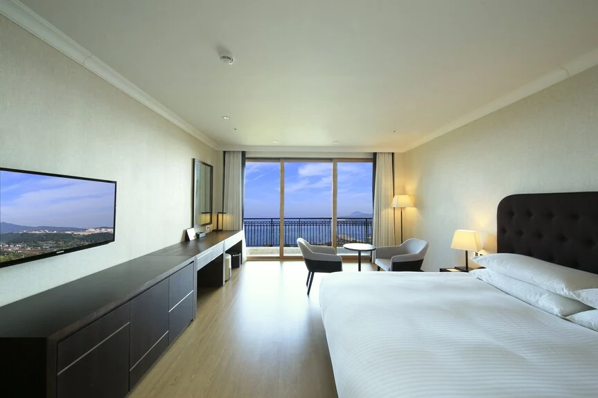 Jeju Booyoung Hotel 真實海景客房與陽台