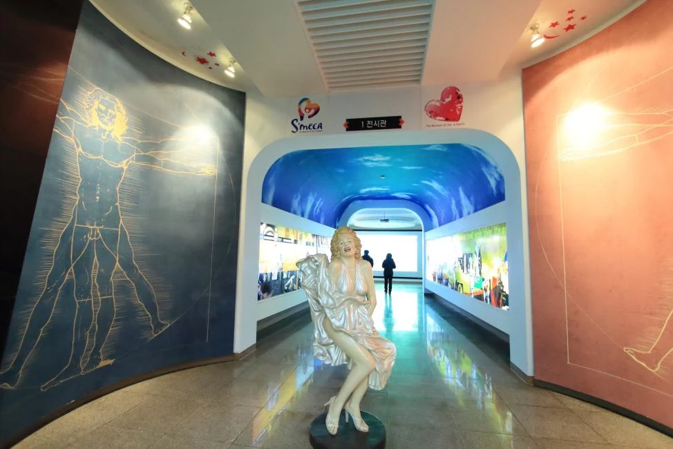 濟州健康與性博物館館內第一展覽館走廊實景