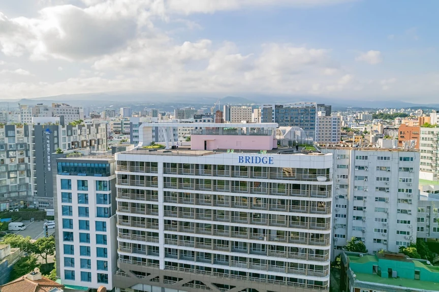 Hotel Bridge Seogwipo 436 Taepyeong-ro 真實飯店外觀