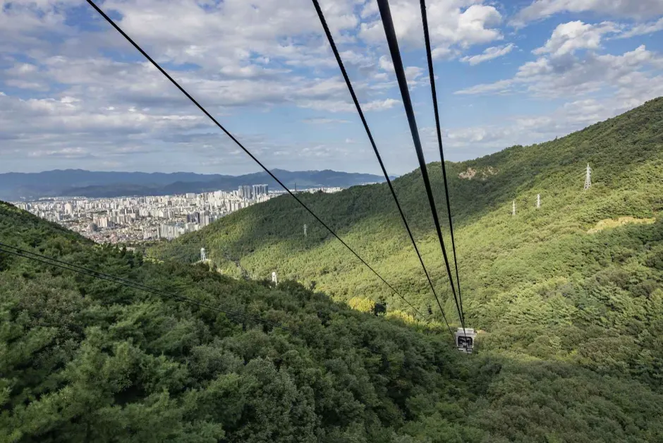 大邱前山展望台值得去嗎?免費上山與纜車,先選你要買時間定體力|KRINAVI 文章縮圖