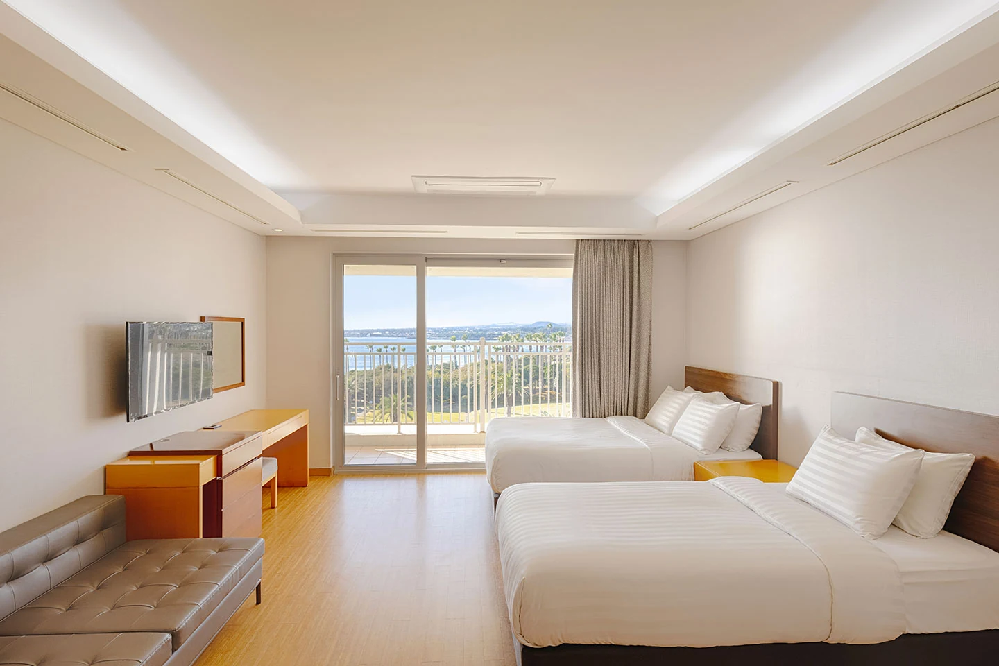 Sono Calm Jeju Family Superior Garden Ocean View 真實客房