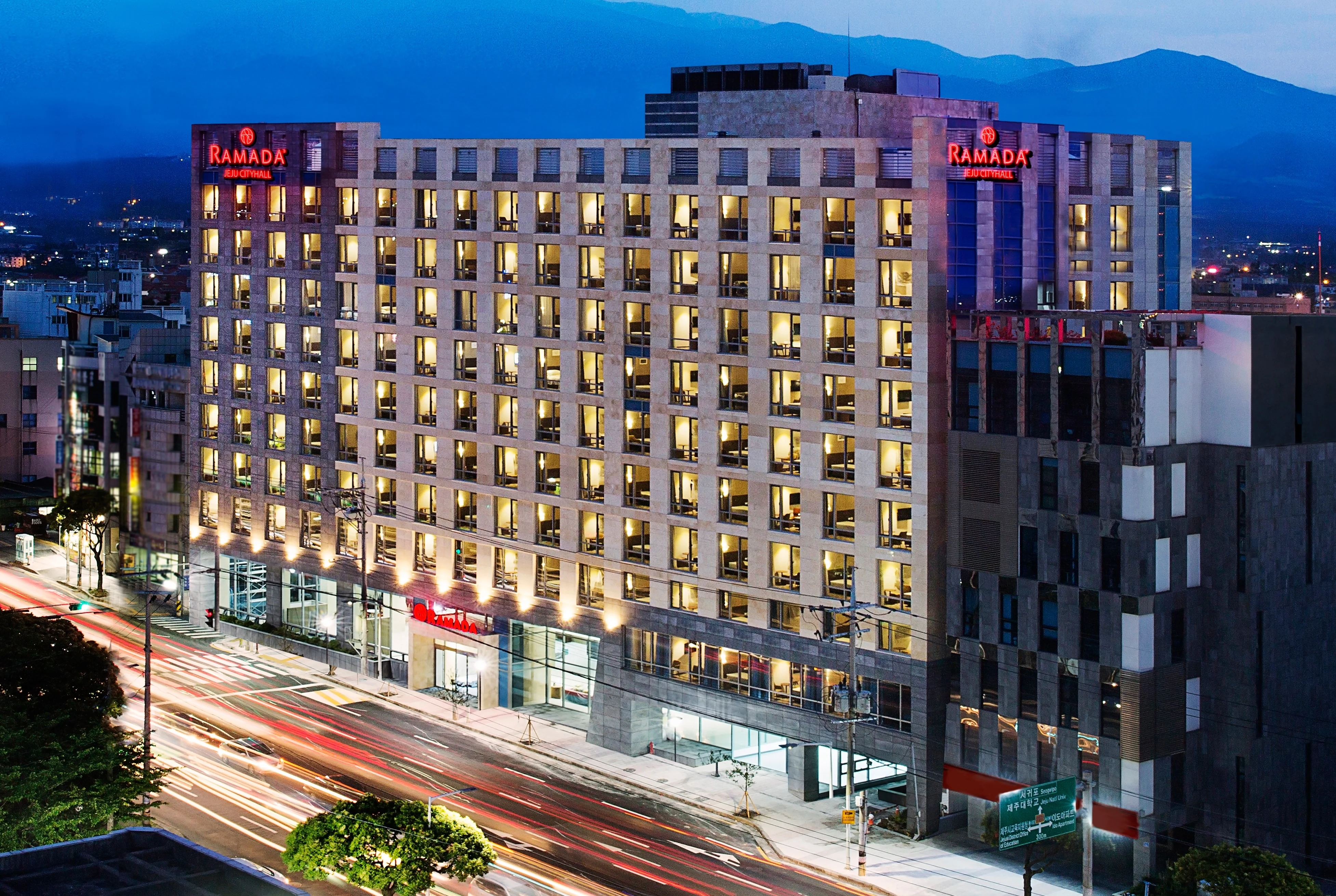Ramada by Wyndham Jeju City Hall 外觀