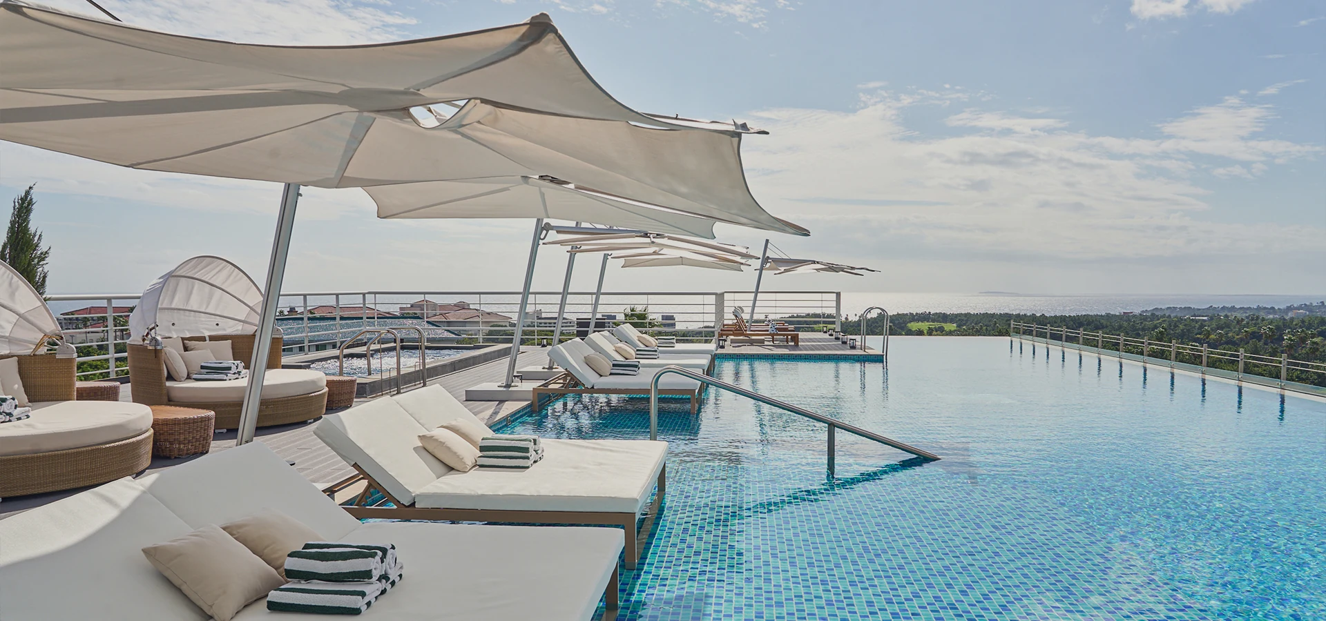 Grand Josun Jeju Peak Pool 官方真實無邊際泳池