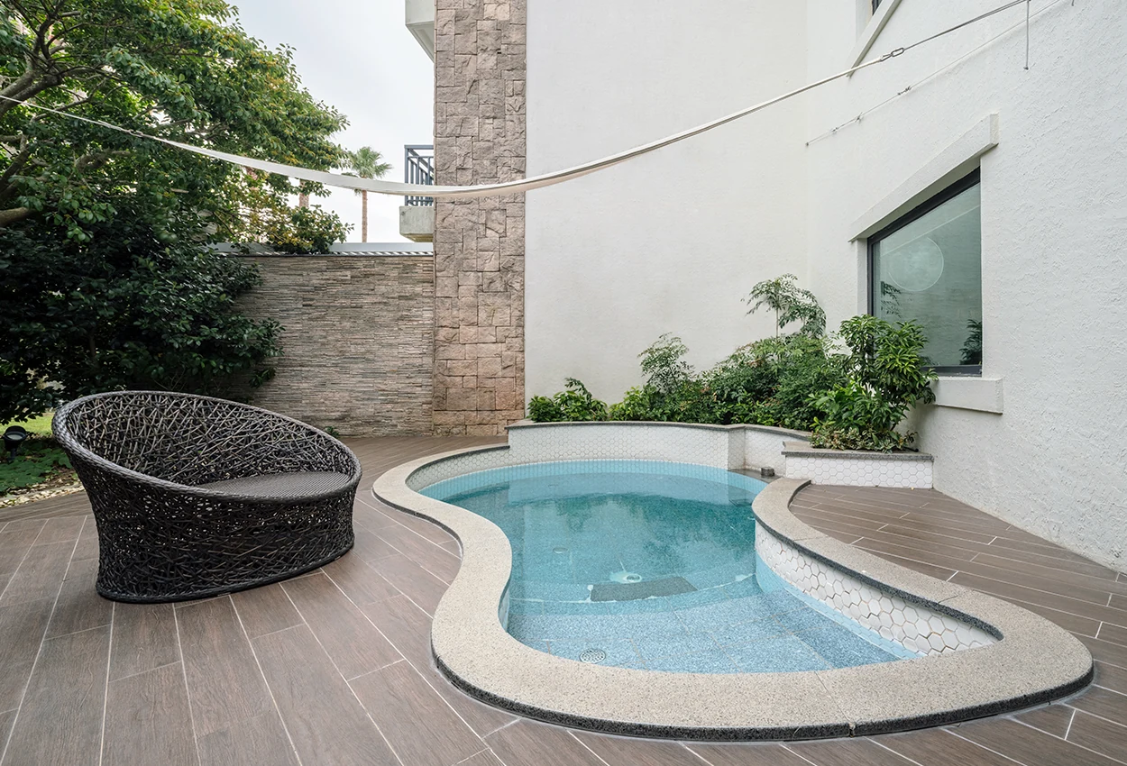 The Suites Hotel Jeju Family Pool 房型私人溫水池真實實景